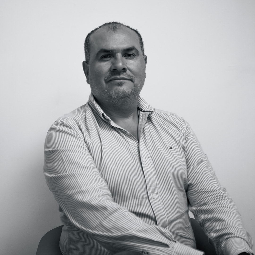 Contacto con Andrés Acuña